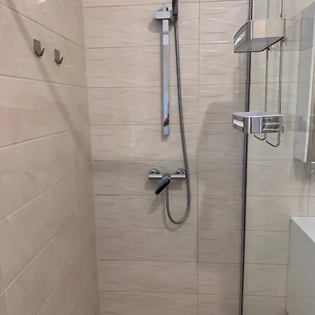 Town I. Апартаменты Шарвар